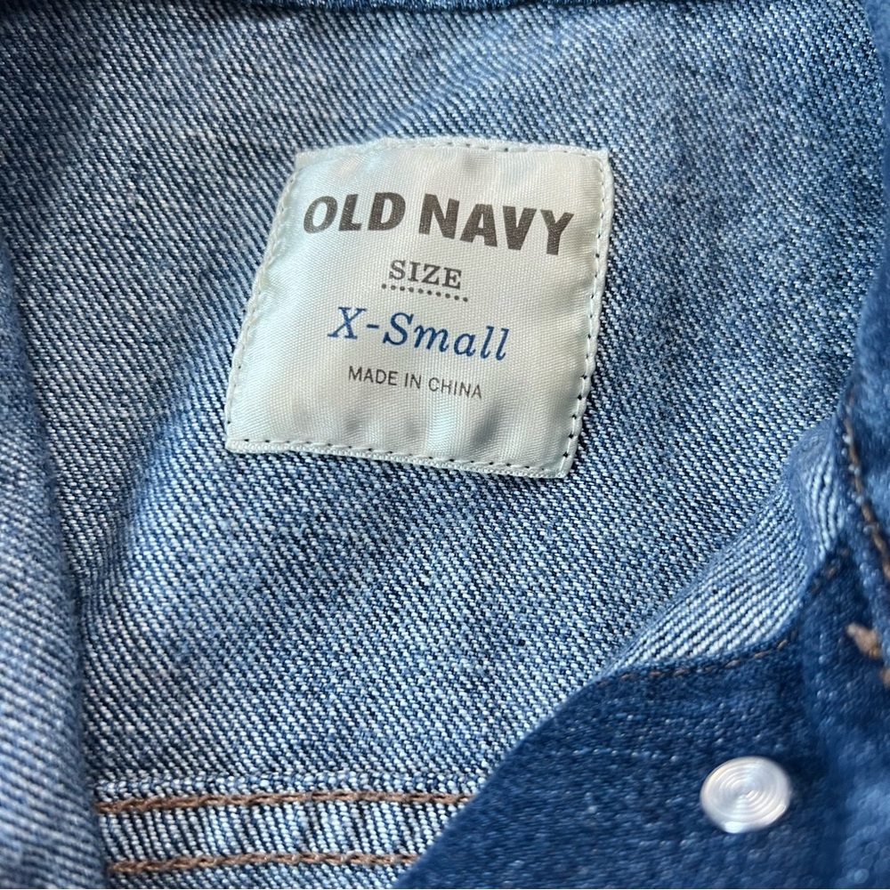 Old Navy Denim Jacket XS Dark Wash Classic Fitted Jean Jacket Women - Picture 2 of 4